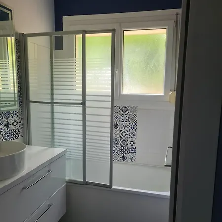 Furnished 3-room With Terrace Petit-Couronne